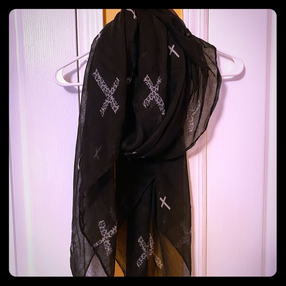 Cross scarves
